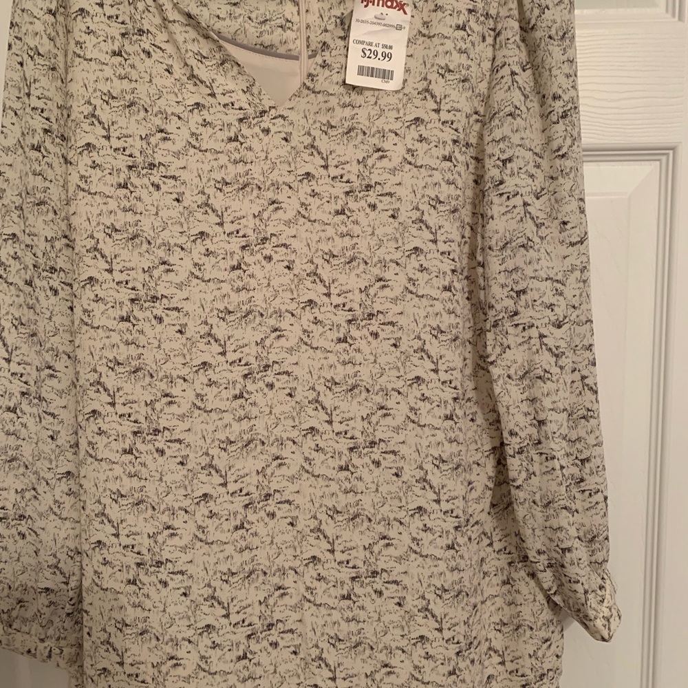 NWT FLORAL DRESS - Picture 2 of 4